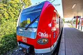 Auch im zug selbst sind fahrpläne erhältlich: Arger Bei Marbacher Pendlern Verkurzte S Bahn Zuge Sorgen Fur Aufruhr Marbach Marbacher Zeitung