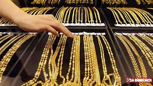 Giá vàng hôm nay mới nhất bởi vietnambiz tổng hợp từ các cơ quan báo chí chính thống và uy tín trong nước, biến động vàng miếng vàng 24k, vàng 18k hôm nay, vàng miếng sjc, theo dõi thị trường vàng biến động tăng giảm tại các hệ thống cửa hàng kinh doanh vàng nổi tiếng như. Báº£ng Gia Vang 9999 Sjc 24k 18k Pnj Doji Hom Nay 4 2 2020
