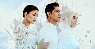 A teenager returns home to relax during his summer vacation; Mona Lisa Live Episod 11 Live Drama Home Facebook