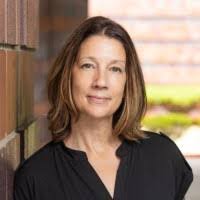 Kate Cote's Instagram, Twitter & Facebook