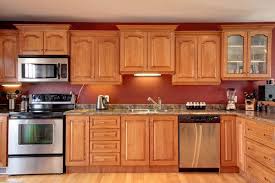 3 Marvelous Color Suggestions Points To Create Great Kitchen Decor Red Kitchen Walls Kitchen Wall Colors Kitchen Design