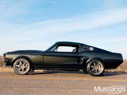 25 1967 Fastback Mustang 1967 Ford Mustang Fastback Reaktor Seitenansicht Foto 2 Mu Ford Mustang Ford Mustang Fastback Mustang Fastback
