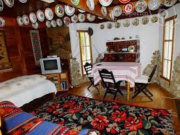 Daca vrei sa petreci mai multe zile in capitala judetului, sunt cateva locuri frumoase pe care le poti vedea in. Cazare La Pensiunea Marissandra Din Targu Lapus Maramures 5