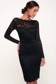 Velvet is the ideal choice for winter wedding bridesmaid dresses , equal parts luxurious and elegant. 34 Long Sleeve Bridesmaids Dresses Perfect For A Winter Wedding Junebug Weddings
