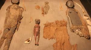 Momias guanches, en las islas canarias , con un método muy similar al egipcio. Momias Chinchorro De Chile Mas Antiguas Que Las Egipcias