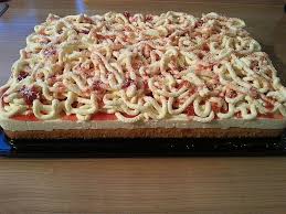 Spaghetti Blechkuchen Von Julimond1920 Chefkoch Spaghettikuchen Blechkuchen Blechkuchen Rezepte