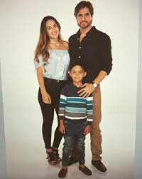 Cuando envía un archivo gedcom a geneanet, es guardado para generar su árbol en línea y se crea un índice para simplificar y optimizar las búsquedas. Daniel Arenas Envio Un Emotivo Mensaje Para Su Hijo Adoptivo Famosos Univision
