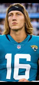 From franchise icons to game-changing playmakers, we rank the 10 greatest  Jacksonville Jaguars of all time. A journey through the team's history,  celebrating the stars who left an unforgettable mark