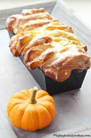 What to do with a pumpkin after halloween? Mein Pumpkin Pull Apart Bread Life Is Full Of Goodies