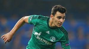 Ayhan joined schalke 04's youth academy when he was four years old. Schalke De Oynayan Kaan Ayhan Dan Transfer Aciklamasi Eurosport