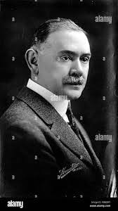 Nathan Karnes's Instagram, Twitter & Facebook