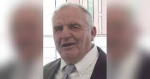 Vanessa Lusk's Instagram, Twitter & Facebook