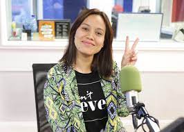 Cinta 11 syarat raya, crush next door. Pelakon Aku Bukan Bimbo Sakk Kal