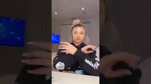 Join facebook to connect with alabama barker and others you may know. Iglives Tv Alabama Luella Barker Instagram Live Stream 2020 Youtube