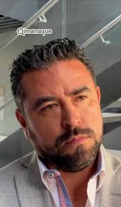 #EnVideo 🤳 Norman Campos, subsecretario de Movilidad del municipio de  Puebla, aclara que no habrá cajones de parquímetros en calles privadas  residenciales, solo se ubicarán en los principales ...