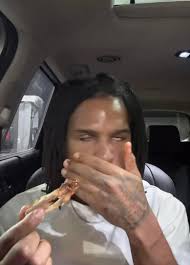 My reaction everytime I eat a 10 piece wing combo😫😫