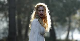 Farah zeynep abdullah , 17 ağustos 1989 tarihinde irak kökenli baba ve bir türk annenin kızı olarak i̇stanbul 'da doğmuştur. Farah Zeynep Abdullah Kac Yasinda Nereli Reynmen Ile Sevgili Mi Yas Farki Kac Takvim
