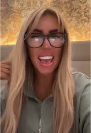 Shannonjoyce and Skye Joyce