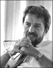 Robert Corrigan's Instagram, Twitter & Facebook