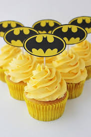 Epingle Par Nathalie Correze Blay Sur Annif Nils En 2020 Anniversaire Batman Gateau Batman Idees De Fete