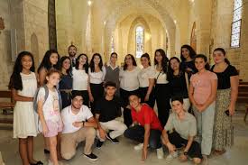 Car la Vie s'est manifestée »