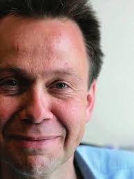 F20006_2018 Pyschology Newsletter.indd