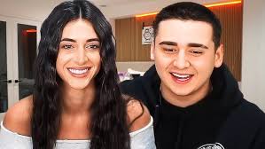 Lacy REUNITES With Anna!