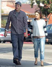 Mila and mac began dating in early adulthood and were together for nearly a decade before calling it quits in 2011. Macaulay Culkin In A Rush To Marry His Mila Kunis Look A Like Girlfriend Jordan Lane Price Daily Mail Online
