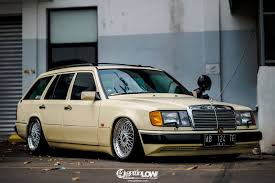 Eutrodicted 2017 Mercedes Benz W124 Wagon Mercedez Benz Autos Mercedes Maybach