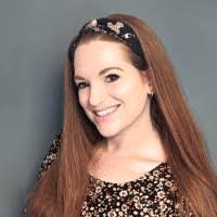 Nadia Hoffman's Instagram, Twitter & Facebook