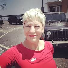 Mom Who Initially Struggled To Accept Her Gay Son Now Stands In At Same-Sex  Weddings