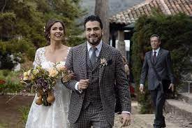 Acusan a maite perroni de ser la amante de productor de 'sale el sol' y esposa manda mensaje. Andres Tovar Y Claudia Martin Se Juran Amor Eterno Revista Q