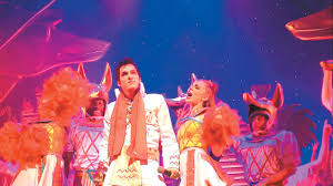 Η άννα βίσση κατάφερε με τις επιτυχίες της να ανεβάσει στη σκηνή τους καλεσμένους. Aimilianos Stamatakhs Apo Tis Kampanes Me Th Bissh Sto Mioyzikal Joseph Sthn Agglia