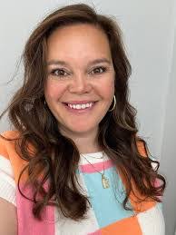 Nita Torres's Instagram, Twitter & Facebook