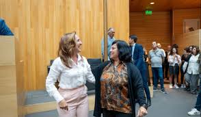 images?q=tbn:ANd9GcTHk-bkBG7kkxabN2BHH_OVsLviTYCWq3iL9A&s