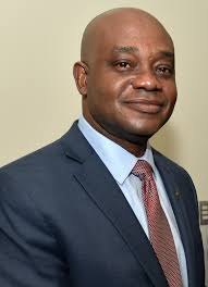 Luis Gilberto Murillo (1967- ) •