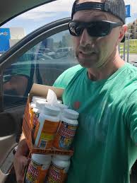 Need a handyman to unclog a toilet nr Walmart off Cortez. Ty