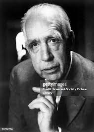 1,874 Ernest J Stock Photos, High-Res Pictures, and Images