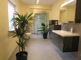 Home › badezimmer › image. Sumpfkalk Und Betonboden Im Fugenlosen Bad Der Gestaltungsmaler