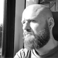 Après 2 année de cours, 2 report d'examens pour cause de Covid, la joie  d'avoir réussi son brevet fédéral de spécialiste en assurances sociales.