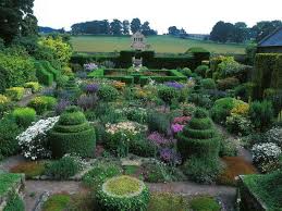 Shade Garden Ideas Hgtv Gardens Topiary Garden Garden Inspiration Victorian Gardens