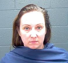 Dutton gets probation for stealing from clinic