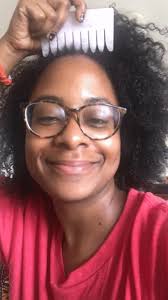 Jade and Rose Quartz Combs Are the Latest Trend in Hair Care