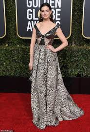 ね かわいい 絶倫 でかあ かけすぎ ん? ã‚¢ãƒ³ ãƒã‚µã‚¦ã‚§ã‚¤ã¯ é»'ã®ã‚·ãƒ§ãƒ¼ãƒˆãƒ'ãƒ³ãƒ„ã®ãƒšã‚¢ã§é­…åŠ›çš„ãªè„šã‚'æŠ«éœ²ã—ã¦ã„ã¾ã™ ä»Šæ—¥ã®ãƒãƒªã‚¦ãƒƒãƒ‰ãƒ‹ãƒ¥ãƒ¼ã‚¹