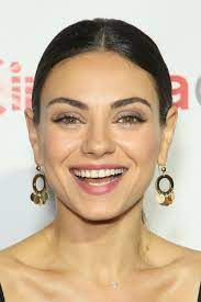 Best eyeshadow palette for hazel eyes. 18 Best Eyeshadows For Every Eye Color Brown Blue Hazel Gray Eyes Ideal Eyeshadow