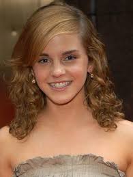 In fact, ever since then, she's gone. Emma Watson Hair And Makeup Pictures Of Emma Watson S Hair And Makeup Looks
