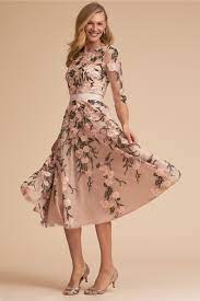 Summer dresses for mother of the bride tea length are gorgeous gowns that are always light and airy with a soft, summery vibe. Vestido Para Mae Da Noiva 150 Fotos Para Voce Escolher O Modelo Ideal Vestidos Longos Estampados Vestidos Vestidos Mae Da Noiva