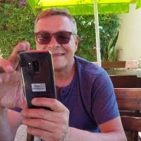 99300+ "Herman -hjm" profiles