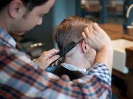 The number 4 haircut length is not a typical crew cut but rather stands at a borderline. How Men Can Get The Best Haircut