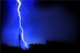 Beschreibung der warnlage deutschland ausgegeben vom deutschen wetterdienst am donnerstag, 12.08.2021, 07:00 uhr zurzeit keine warnungen aktiv. Dortmund Kommt Unbeschadet Durch Den Gewitter Samstag